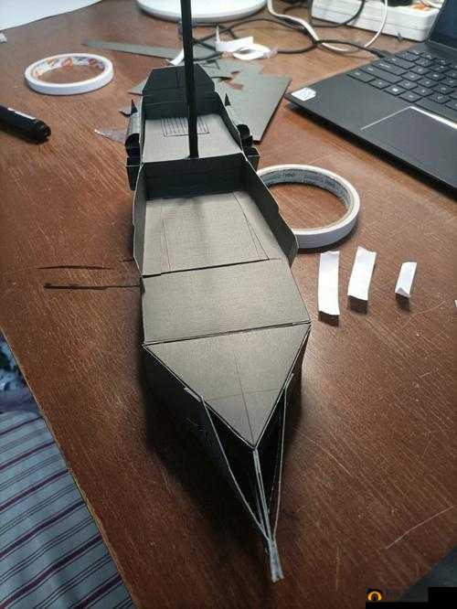 探秘海盗法则下飞翔的荷兰人号：战船好用与否及战斗技巧全解析