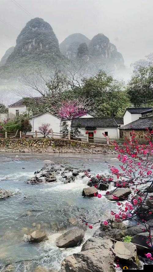 桃花洞口：溪水潺潺，乡村风情别样浓