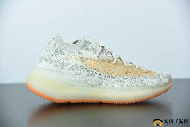 yeezy 蜜桃满天星价格：$XXXX