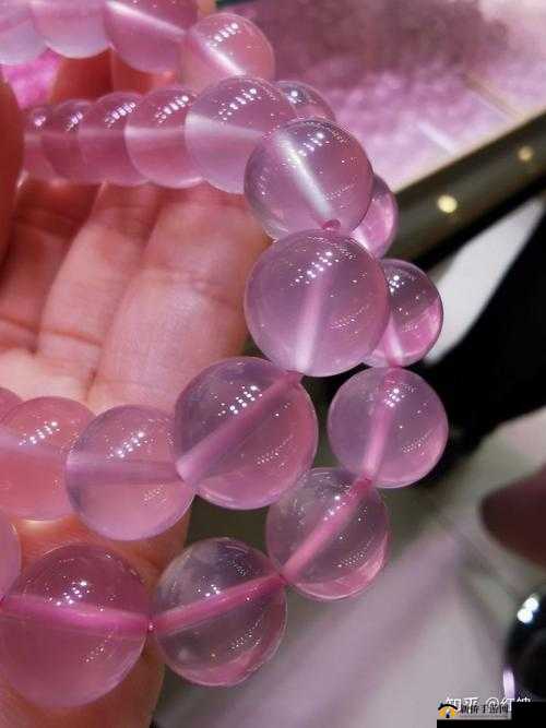粉色 ABB 苏州晶体：梦幻之美