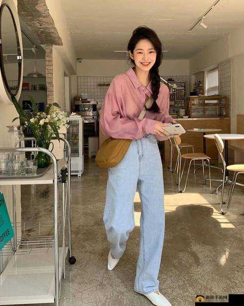 韩国十八岁女生时尚穿搭：展现青春活力