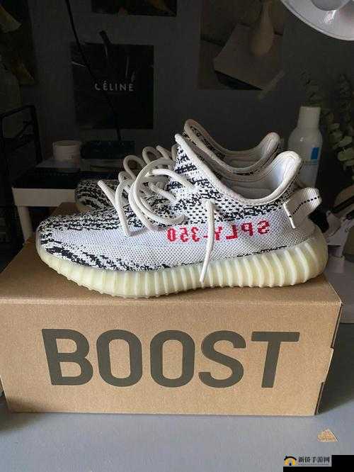 yeezy380 蜜桃粉与白色：打造甜美夏日潮流