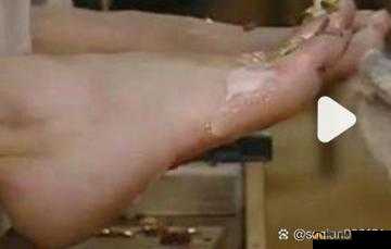 女孩子罪犯涂蜂蜜放山羊引争议