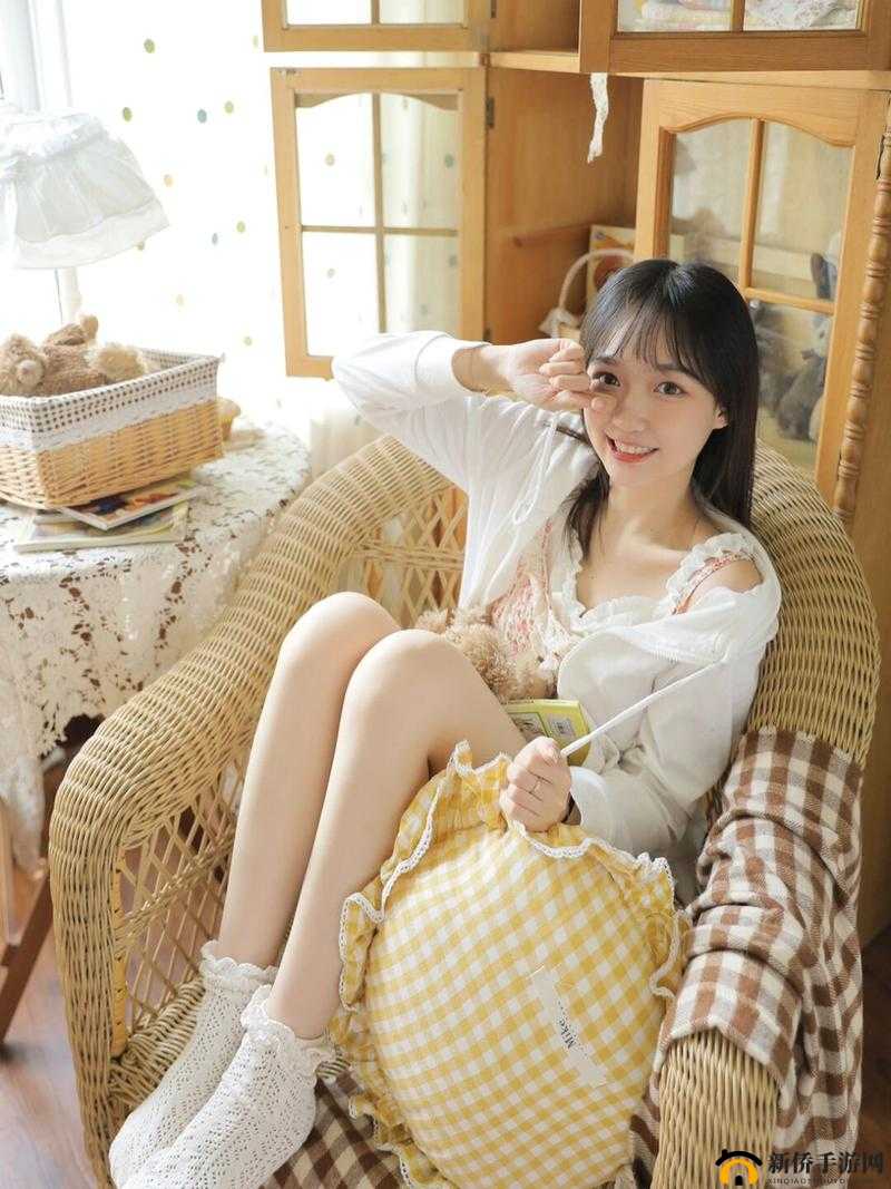 漂亮小满足你：可爱与性感的完美结合