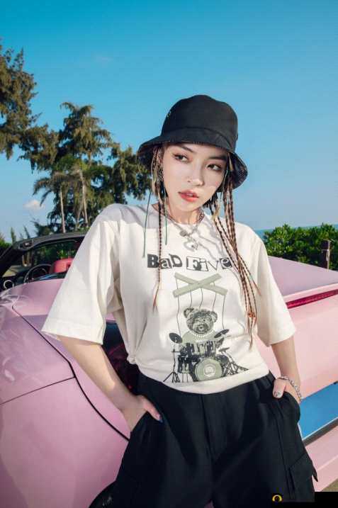 大陆第一女 rapper 欢迎您：探索华语乐坛的先锋力量