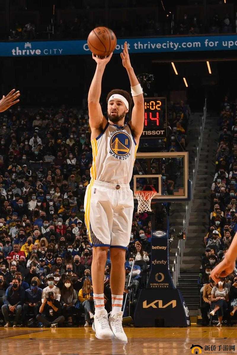 NBA三分王者克莱·汤普森，球场上的汤神传奇，无与伦比的三分投射能力