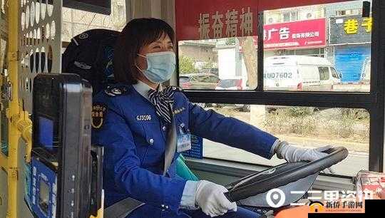 yd 小镇公交车售票员的服务态度：亟待改善提升以满足乘客需求