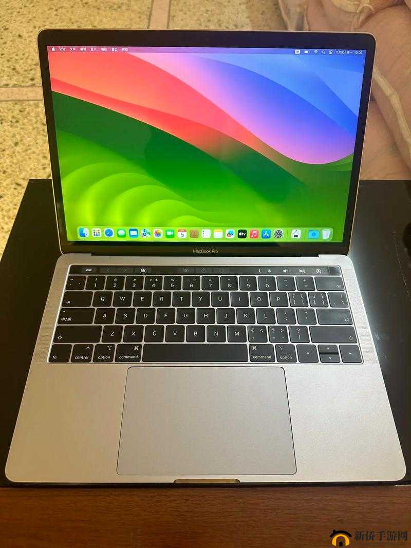 19 岁 macbookpro 的独特之处：性能强劲外观时尚功能多样