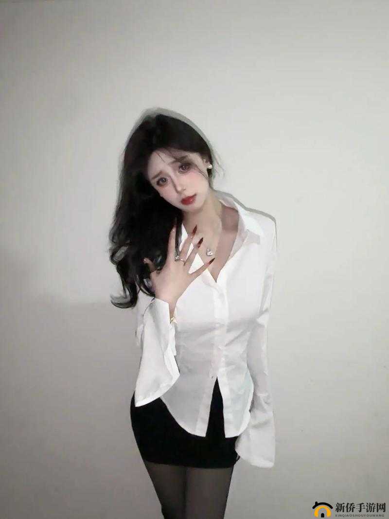 美女被 C 软件困扰，谁该为此负责？