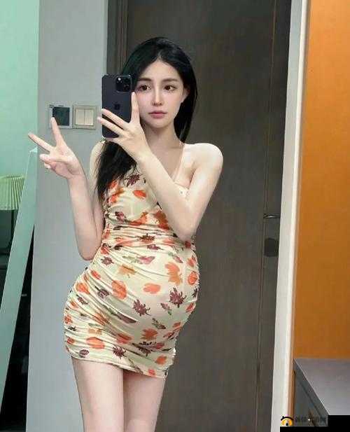 极品嫩模约炮：真人版私密照泄露，背后真相令人震惊