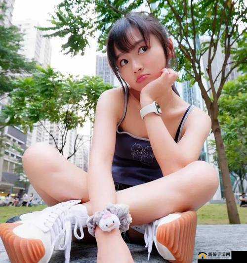 15 至 18 岁娇小女孩的那些独特经历与故事