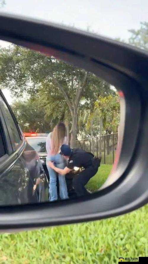 美女张开主动让男生桶，这究竟是怎样的奇妙场景