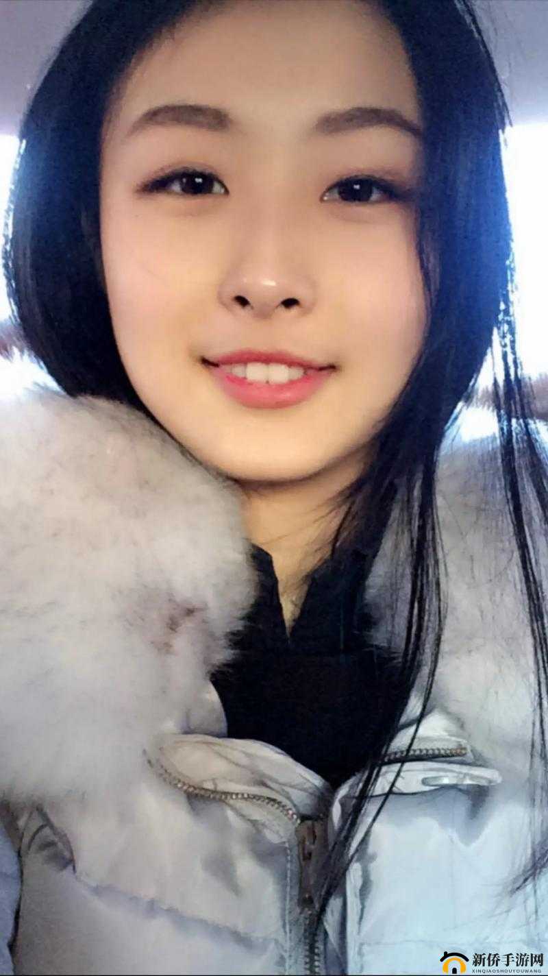 网络女神潘甜甜：甜美笑容背后的秘密