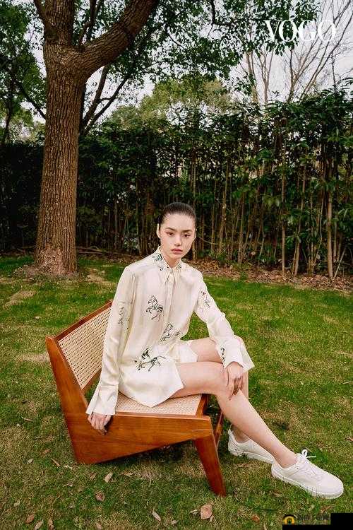 zzijzzij 亚洲日本少妇 jizjiz：探讨两性关系的奥秘