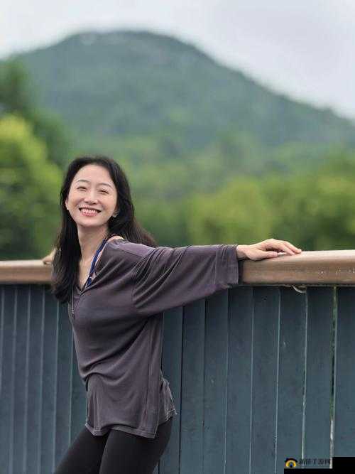 温茶 poH 傅舒言：一段充满诗意与情感的奇妙之旅