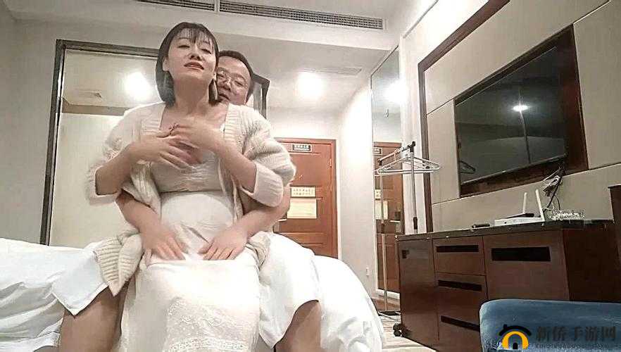 勾搭足浴女技师全程拍摄带回房间开操特写口交详细记录