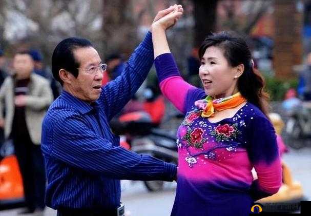 亚洲老头与老太性 hd：揭秘中老年人性生活的秘密