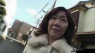 公侵犯美丽人妻 HD 相关内容引发社会广泛关注与热议